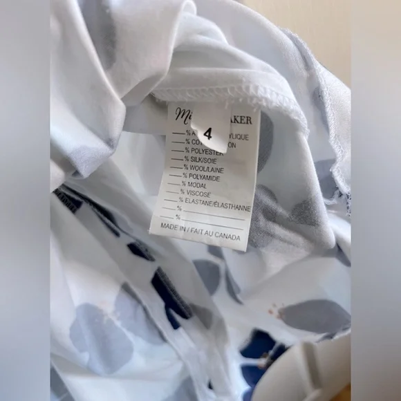 Miriam Baker, size 4, Mara dress in blue & white floral print. Made in Canada - Picture 6 of 6